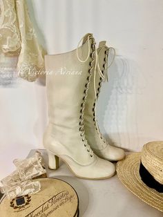 Victorian Wedding Boots, Knee High Boots White, High Boots White, Off White Boots, Boots Victorian, Under The Knee Boots, Costumes Design, Boots Wedding, White Boots Outfit