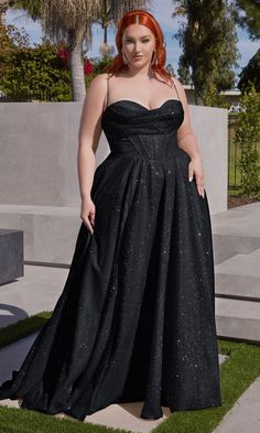 Midsize Prom Dress, Plus Size Wedding Guest Dress, Plus Size Gowns Formal, Cute Bridesmaid Dresses, Prom Dresses Plus Size, Fitted Corset, Glitter Prom Dress, Dreamy Gowns, Cinderella Divine