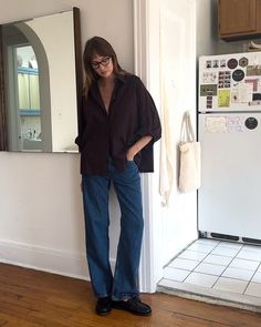 Lizzy Hadfield (@lizzyhadfield) • Instagram photos and videos Garden Casual Outfit, New York Casual Outfits Fall, Lizzie Hadfield Style, Effortless Cool Style, Lizzy Hadfield Style, Casual Concert Outfits Fall, Size 8 Women Outfits, Big Bust Style Outfits, Meet The Parents Outfit