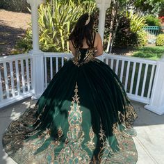 Green/Gold Luxe Velvet Dress,Size 10, Mary’s Xv. Luxury Green Dress With Fitted Bodice, Elegant Fitted Evening Dress For Quinceanera, Quince Emerald Green, Emerald Green Quinceanera Dresses, Emerald Green Quinceanera, Green Quince Dress, Quinceanera Dresses Green, Green Quinceanera, Green Quinceanera Dresses