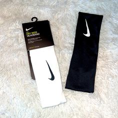 Basic Black And White Nike Dry Wide Headbands To Take Care Of Your Hair While You Are Working Out Or Adventuring! The Black Headband Is New, Never Worn, But Lacks The Tag. White Sweatband Headband, Nike Headband, Sport Headbands, Best Volleyball Shoes, Soccer Accessories, Take Care Of Your Hair, Nike Headbands, Wide Headbands, Black And White Nike