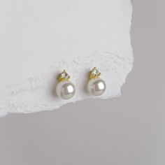 Handcrafted with a sterling silver base and 14k gold plating, these earrings will add a touch of delicacy to any look. Whether you’re dressing up for a special occasion or simply accenting your everyday look, these earrings are a must-have addition to your jewelry collection. 10x6mm Chic Tarnish-resistant Wedding Jewelry, Classic Sterling Silver Clip-on Earrings, Formal 14k Gold Filled Fine Jewelry, 14k Gold Filled Round Earrings, Classic Sterling Silver Drop Clip-on Earrings, Classic Sterling Silver Jewelry For Pierced Ears, Timeless Jewelry With Matching Earrings For Anniversary, Elegant Gold Diamond Earrings As Gift, Timeless Jewelry Set With Matching Earrings For Anniversary