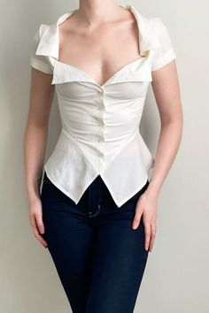 Vest With Puffy Sleeves, Archival Vivienne Westwood, Anglomania Vivienne Westwood, White Shirt Upcycle Ideas, Vivienne Westwood Blouse, Vivienne Westwood Aesthetic, Vivienne Westwood Runway, Vivienne Westwood Top, Vivienne Westwood Shirt