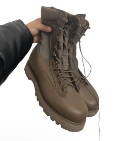 ⌖Military Issue  ⌖Brown Laces  ⌖ Leather lower and Nylon upper  ⌖Non Steel Toe Khaki Combat Style Lace-up Hiking Boots, Brown Combat Boots With Vibram Sole For Outdoor Activities, Combat Boots With Reinforced Toe In Khaki, Combat Khaki Boots With Reinforced Toe, Tactical Khaki Combat Boots With Round Toe, Tactical Brown Leather Boots, Khaki Military Combat Boots For Outdoor Activities, Military Style Khaki Boots For Outdoor Work, Khaki Combat Work Boots With Reinforced Toe