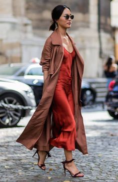 Wearing a slip dress, out of the bedroom, into the streets. Autumn Look, Gaun Fashion, Silk Outfit