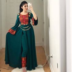 Afgani Dress, Trendy Sarees Party Wear Weddings, Simple Suit Designs, Dinner Makeup, Palazzo Dress, Afghan Style, Afghan Fashion, Indo Western Dress