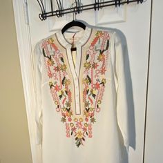 Beautiful Solitaire Brand White Cotton Embroidered Dress. The Florals Are Pastels And Vibrant. The Next Is V Neck Down To The Buttons. It Is A Size S. A Small Bouquet Is N The Back, So Coming Or Going, Your Will Look Fabulous! Navy Embroidered Dress, Boho Lace Maxi Dress, Blue Boho Dress, Embroidered Floral Dress, White Crochet Dress, Lace Dress Boho, Embroidery Skirt, White Bohemian, Sleeveless Shirt Dress