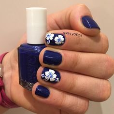 18+ Hibiscus Nail Art Designs, Ideas Design Trends Premium PSD, Vector Downloads Nails Hibiscus, Hibiscus Flower Nails, Hibiscus Nail Art, Hibiscus Nails, Beach Themed Nails, Sunflower Nail Art, Dark Blue Nails, Sunflower Nails, Art Designs Ideas