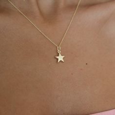 Gold KT: 14K Gold Gold Color: Yellow Gold Chain Style: Rolo Chain Length: 16", 18" Chain Width: 1 mm Yellow Gold Chain, Rolo Chain, Star Necklace, Gold Gold, Chain Styles, Chain Lengths, Chain Length, Gold Chain, Cross Necklace