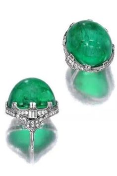 Formal Fine Jewelry Domed Cabochons, Formal Domed Cabochons Fine Jewelry, Elegant Domed Emerald Ring Gift, Luxury Round Rings With Cabochon, Luxury Rings With Cabochon, Luxury Round Cabochon Jewelry, Fine Jewelry White Gold Rings With Cabochon, Elegant Domed Cabochons For Gifts, Fine Jewelry Domed Gemstone Cabochons