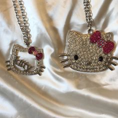 Hello Kitty Neckalaces Two! Hello Kitty Necklaces Long Chain Nwt From A Boutique In Houston Personal Written Note Ready To Ship! Fast Shipping! Discounted Shipping! Bundle Items And Save 5% Off 3+ Items Streamer Outfits, Hello Kitty Chain, Zoe Core, Nelson Neumann, Jewelry Hello Kitty, Hello Kitty Necklace, Stick Poke Tattoo, Hello Kitty Shop, Necklaces Long