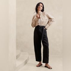 We Took A Fresh Approach To The Season's Barrel-Leg Silhouette, Achieving An Architectural Effect With Special Seams At The Knee And Hem To Create That Slightly Bowed Silhouette Through The Leg. Here, We Cut This Pant In A Beautifully Breathable Blend Of Tencel Lyocell And Luxurious Linen--A Fabric We Love For Its Silky Drape And Its Ability To Stay Fresh Even In Heat And Humidity. Barrel Leg: High Rise (11") With A Relaxed, Barrel Leg. Ankle Length Sustainability: Made With Tencel Lyocell, A Su Travel Pants Women, Petite Dress Pants, Leopard Print Flats, Grey Leopard Print, Travel Pants, Petite Shorts, How To Hem Pants, Stay Fresh, Banana Republic Women