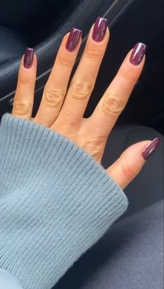 Aubergine Nails Art, Fall Colors Gel Nails, Cute Nail Colors For Fall, Plum Colour Nails, Chrome Plum Nails, Fall Nail Manicure Ideas, Squoval Gel X Nails, Fall Nails Wine Color, Late October Nails