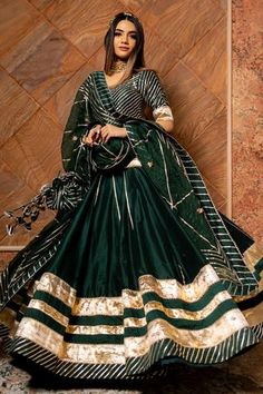 Shop for Pomcha Jaipur Green Cotton Silk Lehenga Set for Women Online at Aza Fashions Dark Green Lehenga, Rajasthani Dress, Simple Lehenga, Independance Day, Gaun Fashion, Green Lehenga, Choli Designs, Salwar Kamiz, Lehenga Skirt