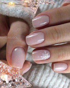 Nail Art Winter, Christmas Nail Colors, Halloweenský Makeup, Snowflake Nail, Snowflake Nail Art, Wedding Nails Glitter, December Nails, Christmas Gel Nails, Short Square Nails