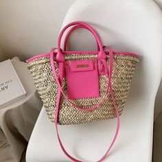 Brand Name: NoEnName_NullShape: Casual ToteGender: WOMENHandbags Type: Shoulder BagsMain Material: StrawOrigin: CN(Origin)Occasion: VersatileExterior: NONEStyle: FashionLining Material: Bamboo FiberPattern Type: SolidDecoration: LetterNumber of Handles/Straps: SingleInterior: Cell Phone PocketSize: (30cmHardness: SOFTClosure Type: OPEN