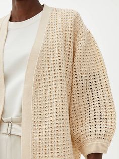 Lace-Stitch Cardigan - Beige - Knitwear - ARKET WW Blusas Top, Knitwear Inspiration, Draping Fabric, Knitwear Fashion, Beige Cardigan, Summer Knitting, Fashion 2020, Fashion Photoshoot, Smock Dress