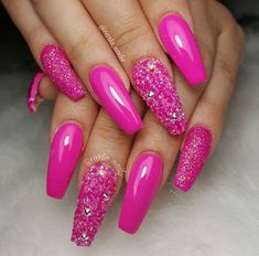 Grandma Nails, Pink Nails With Glitter, Bright Pink Nails, Mani Ideas, Glitter Nails Acrylic, Pink Glitter Nails, Hot Pink Nails, Amazing Nails