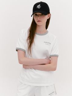 Composition : Outshell, Coloring :cotton 100%Color : WH (White)_38 (55), WH (White)_40 (66)Country of Origin : KOREA Simple White Crew Neck Top, Simple White Top With Text Print, Simple White Tops With Text Print, Simple White Tops With Graphic Print, Simple Cotton Tops With Text Print, White Simple Short Sleeve Top, White Classic T-shirt With Graphic Print, Classic White Tops With Branding, White Crew Neck T-shirt