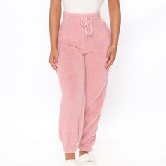 - New With Tags - Size Medium - Sweatpants - Joggers - Sherpa - Faux Fur - Elastic Waistband - Functional Drawstrings - 100% Polyester - Top To Bottom: 37.5 Inches Pink Winter Bottoms With Pockets, Winter Pink Bottoms With Pockets, Cozy Pants With Pockets For Winter, Pink Pants With Elastic Waistband For Winter, Cozy Winter Pants With Pockets, Cozy Winter Bottoms Long Pants, Cozy Long Pants For Winter, Cozy Winter Long Pants, Pink Winter Pants