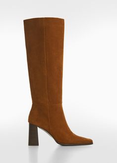 Heel suede boots - Woman | MANGO USA Wife Birthday Quotes, Effortlessly Chic Outfits, Jean Flare, Cow Boy, Leather Shoes Woman, Boots Women, Winter Style, Suede Boots, All About Fashion