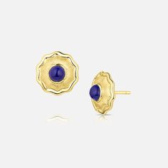 The Jennifer DeMoro Jewelry So Wavy Stud Earrings have a classic look and are perfect for everyday use. Handcrafted in 18k rich gold, they feature a center cabochon stone surrounded by our signature stardust texture and high polish. Materials: 18k Yellow Gold, Lapis, Turquoise, and Opal 0.86ctw (carats total weight) Opal: 0.64ctw (carats total weight) Turquoise: 0.67 Diameter Measures: 12mm Handmade in California, USA Pendant Rings, California Usa, Silver Pearls, Stardust, Bracelet Gift, Ring Bracelet, Earring Necklace, Jewelry Inspiration, Charm Necklace