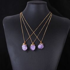 Material: amethyst Pendant size: irregular Chain length: 20" + 2.5" extended chain Style: silver plated / gold plated Quantity: 1 pc Packing: Comes with a GIFT box 📌 There will be some COLOR, SIZE and SHPAE difference between the real items and the pictures because of the pendants is natural.  📌 As this item is handmade, please allow for small variations in design. Please contact us at the first time if you have any problems about products. Dedicated to handicraft production, looking for bette Purple Amethyst Necklace With Raw Stone, Amethyst Pendant Jewelry With Adjustable Chain, Amethyst Pendant Necklace With Raw Stone, Amethyst Raw Stone Pendant Necklace, Gold Amethyst Pendant Crystal Necklace, Gold Amethyst Crystal Necklace With Natural Stones, Spiritual Amethyst Necklaces With Adjustable Chain, Purple Necklace With Adjustable Chain For Gift, Spiritual Amethyst Necklace With Adjustable Chain