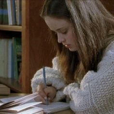 Rory Gilmore Study, American States, Stars Hollow, Her Book, Study Motivation Inspiration