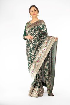 Dark Green Color Handloom Saree with Paithani Border Haute Couture Fabric, Add Sleeves, Dark Green Color, Banarasi Saree, Banarasi Sarees, Look Your Best, Beautiful Saree, Handloom Saree, Embroidered Blouse