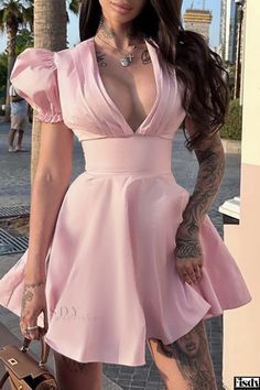 Fisdy - Sophisticated Party Wear Mini Dress with Sleeve Detail Mini Gown, Vestidos Color Rosa, Evening Mini Dresses, Pleated Skirt Dress, Elegant Mini Dress, Fall Winter Dresses, Mini Dresses Online, Flowy Sleeves, Pleated Mini Dress