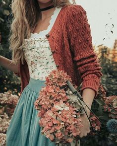 Era Victoria, Mode Hippie, Fashion Vogue, Bohemian Style Clothing, Lena Hoschek, Cottagecore Outfits, Estilo Hippie, Look Retro, Tall Fashion