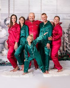 Cozy Pictures, Family Matching Pajamas, Xmas Pajamas, Personalized Pajamas, Matching Christmas Pajamas, Name Initials, Satin Pyjama Set, Sleepover Party, Matching Pajamas