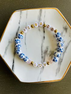 Ideas For Weddings, Date Bracelet, Stacked Beaded Bracelets, Diy Beaded Bracelets, Friendship Bracelets With Beads, Floral Initial, Art And Craft Design, Anniversary Dates, Name Bracelet