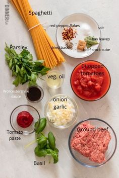 the ingredients to make this pasta recipe are shown