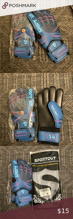 Women’s soccer goalie gloves Soccer Goalie Gloves, Goalie Gloves, Soccer Goalie, Women’s Soccer, Closet Women, Gloves, Soccer