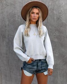 Cozy Long Sleeve Summer Sweater, Oversized V-neck Cozy Cropped Sweater, Ribbed Cropped Sweater With Long Sleeves, Relaxed Fit, Wide Brim Hat Outfit, Oversized Cozy V-neck Sweater With Ribbed Cuffs, Cozy V-neck Sweatshirt With Ribbed Cuffs, Brim Hat Outfit, Cuffed Denim Shorts, Small Sweater