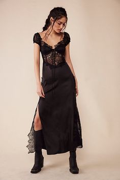 Little Black Dress Sleeves, Punk Rock Wedding Guest Outfit, Alt Wedding Guest Dress, August 2024 Fashion, Free People Midi Dress, Dark Fem Dress, Black Occasion Dress, Gothic Cocktail Dress, Edgy Wedding Guest Dress