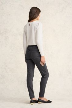 Our Bengajean® Skinny Leg is now available in trendy Grey Wash. In the signature pull-on style with elasticated waistband, these jeans create style in seconds and comfort that lasts the whole day. Crafted from Better Cotton, the Bengajean® is the perfect base to match back with any number of looks, including our Textured Jacquard Top or Long Sleeve Swing Tee featuring the colourful Aurora print. High Waist Relaxed Fit Pull-on Jeans, Mid-rise Jeans For Fall Casual Gatherings, Casual Mid-rise Jeans For Fall, Fitted Bottoms For Fall Casual Wear, Fitted Bottoms For Casual Fall Gatherings, Everyday Jeans With Elastic Waistband, Mid-rise Pull-on Jeans For Everyday, Gray Stretch High Rise Jeans, Gray Stretch High-rise Jeans