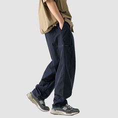 Material: 100% PolyesterFeatures: Pants, cargo pants, wide legs, slightly stretchy, drawstring waist, solid color, straight-leg, relaxed fit, unisex, couple outfits.Style: Casual, college, streetwear College Streetwear, Pants Cargo, Couple Outfits, Wide Legs, Pocket Design, Drawstring Waist, Cargo Pants, Zipper Pocket, Style Casual