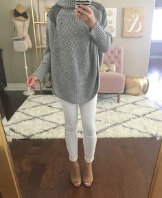 Faux-Suede-Detail Poncho Sweater, white cropped jeans, Claara Block Heel Sandals - click the photo for outfit and room details! Petite Fashion, Ponchos, How To Have Style, Stylish Petite, Cropped White Jeans, Mode Inspiration, Fall Winter Outfits, Look Cool, Moda Casual