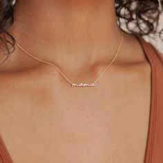 Delicate Chain Rose Gold Name Necklace, Rose Gold Name Necklace With Delicate Chain, Minimalist Name Necklaces For Wedding, Minimalist Necklaces With Names For Wedding, Adjustable Name Necklaces, Adjustable Necklaces With Names, Delicate Custom Name Necklaces For Everyday, Dainty Name Necklace For Everyday Wear, Everyday Name Necklace With Clavicle Chain