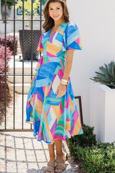 This bold wrap dress is stunning! The fit is wonderfully flattering and we love that since it's a true wrap there is some flexibility in the sizing. That colorful abstract print is perfect for the summer too! Surplice v-neckline Short sleeves True wrap fit Colorful abstract print No stretch Savannah is wearing the small. Mint Julep Boutique, Model Fits, Colorful Abstract, Blue Abstract, Personal Marketing, Abstract Print, Dress Accessories, Savannah, Savannah Chat