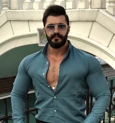 Photoshop Keyboard, Mens Work Outfits, Clothes Rail, Beard Styles, Mens Casual Outfits, Fashion Model