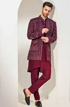 Maroon Indo - Western Embroidery Kurta Jacket Set Chatenya Mittal - Fabilicious Fashion Maroon Mens Outfit, Traditional Footwear For Men, Maroon Kurta For Men, Pakistani Mens Wedding Wear, Jacket Kurta For Men, Maroon Kurta Men, Kurta Jackets For Men Wedding, Indo Western Outfits Men, Kurta With Jacket For Men