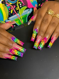 Rainbow Animal Print Nails, Diva Nails Designs, Lisa Frank Nails Acrylic, 90s Nails Designs, Simple Rainbow Nails, 70s Inspired Nails, 90s Nail Designs, Lsd Nails, Lisa Frank Nails