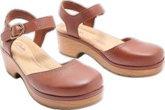 Chic Leather Clogs For Spring, Summer Casual Workwear Clogs, Casual Summer Workwear Clogs, Casual Summer Clogs For Workwear, Casual Mules With Heel Strap For Spring, Casual Sandals For Workwear, Brown Low Heel Sandals For Fall, Casual Workwear Sandals, Casual Leather Mules With Low Heel