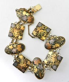 Vintage 1950 - DAMASCENE Toledo Bird & Flower BRACELET  - Exquisite jewel - Art.81/3 - by RAKcreations on Etsy https://www.etsy.com/listing/180174693/vintage-1950-damascene-toledo-bird Vintage Antique Gold Jewelry For Formal Occasions, Antique Gold Vintage Jewelry For Formal Occasions, Vintage Gold Collectible Bracelets, Vintage Handmade Jewelry For Evening, Vintage Gold Bracelets As Collectibles, Handmade Vintage Jewelry For Evening, Antique Bracelet For Evening Wear, Vintage Gold Bracelets For Collectors, Vintage Antique Gold Bracelets For Formal Occasions