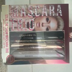 there are three mascaras in the package