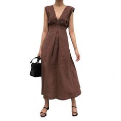 Description:The deep V neck and sleeveless design is very fashionable and seaxy.High waist dress is slim and solid color design is very simple. You will be elegant and charming wearing it.Made of high quality polyester material, it is soft, breathable and comfortable to wear.There are five sizes for your choice, including M, L, XL, 2XL, 3XL.The solid color dress is suitable for leisure time, wedding, party, vacation, streetwear, daily life.Item Name: DressMaterial: PolyesterStyle: FashionSex: WomenFeatures: Solid Color, V Neck, SleevelessSeason: SummerSize Details:[Our Size M] Shoulder: 39cm/15.4, Bust: 92cm/36.2, Waist: 74cm/29.1, Length: 126.5cm/49.8 (Approx.)[Our Size L] Shoulder: 40.25cm/15.8, Bust: 97cm/38.2, Waist: 79cm/31.1, Length: 128.5cm/50.6 (Approx.)[Our Size XL] Shoulder: 41.5 Chic Sleeveless Solid Color V-neck Dress, Summer V-neck Solid Color Sundress, V-neck Solid Color Summer Sundress, Summer V-neck Sundress Solid Color, Sleeveless Solid Color Summer Dress For Beach, Solid Color Sleeveless Summer Beach Dress, Solid Color Sleeveless Dress For Beach Season, Solid Color Sleeveless Summer Dress For Beach, Beach Season Solid Color Sleeveless Dress