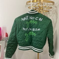 Women’s Quilted Jacket Size S Fits More Like An Xs Super Cute(Brand New Never Worn With Packaging) Green Money, Quilted Jacket, Super Cute, Packaging, Money, Brand New, Green, Women Shopping, Color